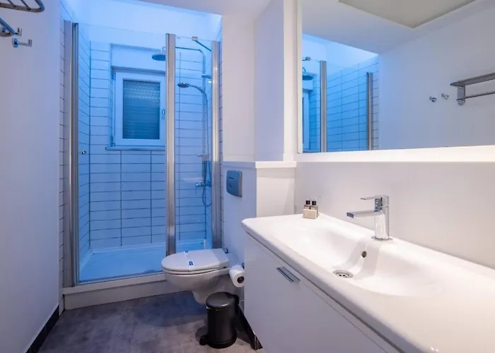 Stunning Serene 2bd1bath Bosphorus Retreat! #400 * Istambul