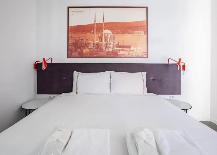 Stunning Serene 2bd1bath Bosphorus Retreat! #400 Appartement