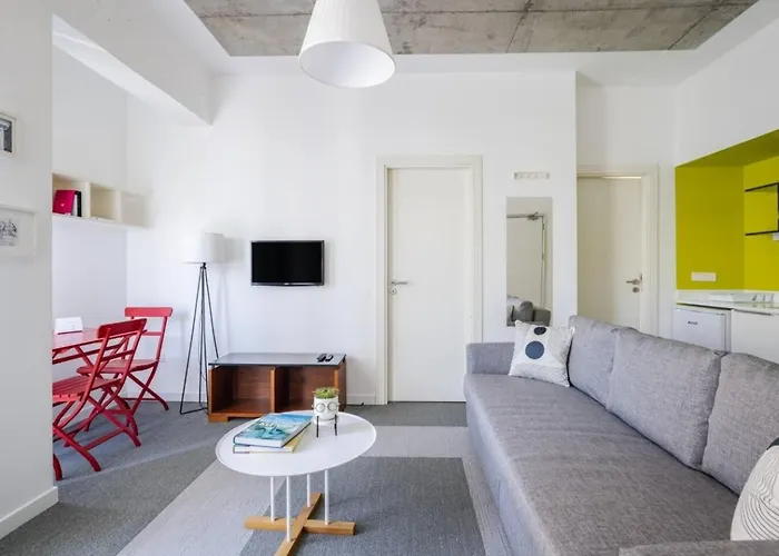 Stunning Serene 2bd1bath Bosphorus Retreat! #400